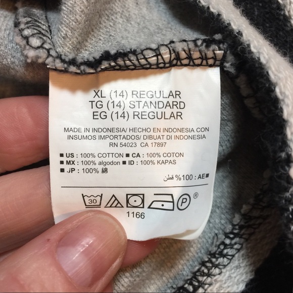 OLD NAVY | reverse weave striped top - Picture 6 of 6